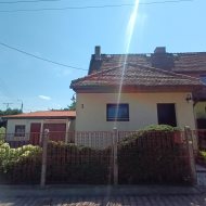 Dom na sprzedaż